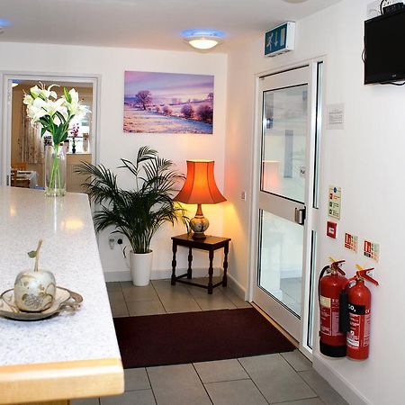 Almond Tree Hotel Bicester Esterno foto