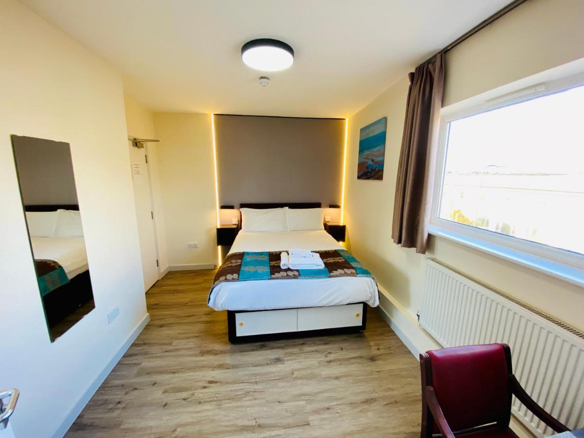 Almond Tree Hotel Bicester Esterno foto