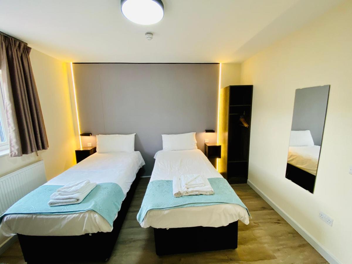 Almond Tree Hotel Bicester Esterno foto