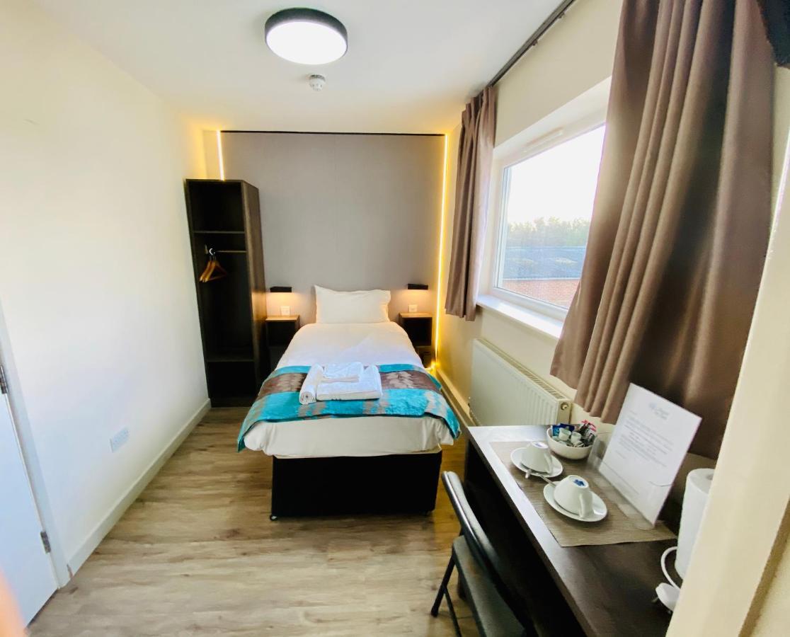 Almond Tree Hotel Bicester Esterno foto