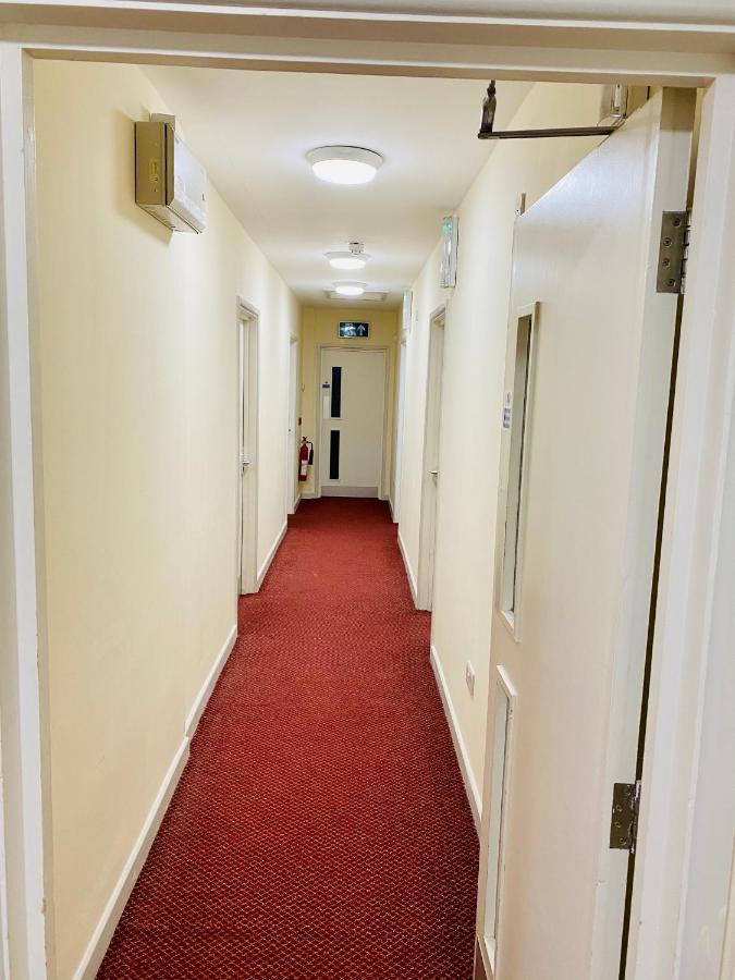 Almond Tree Hotel Bicester Esterno foto