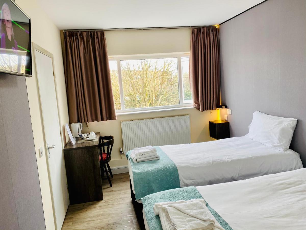 Almond Tree Hotel Bicester Esterno foto