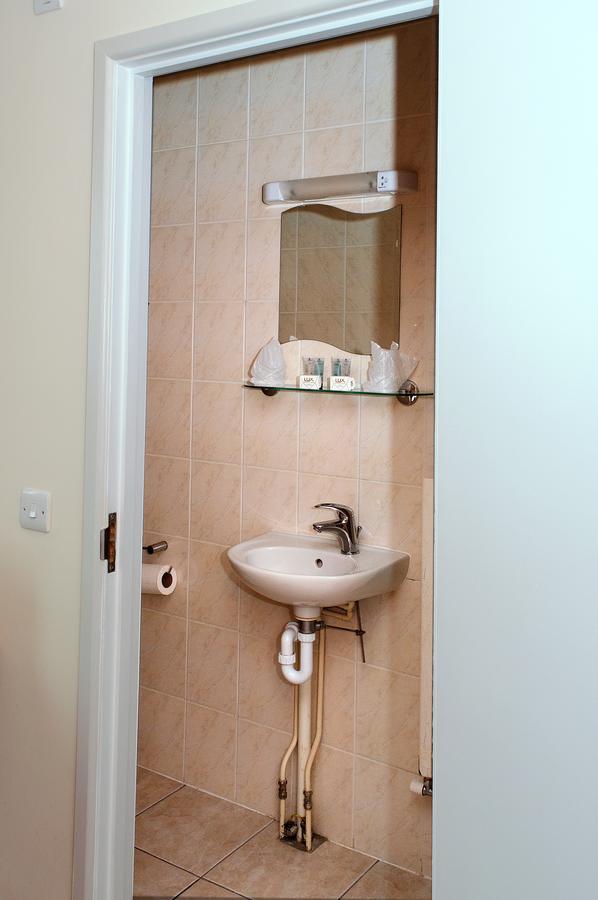 Almond Tree Hotel Bicester Esterno foto