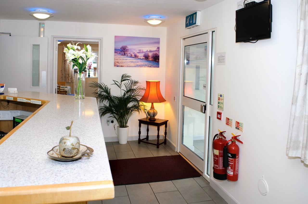 Almond Tree Hotel Bicester Esterno foto